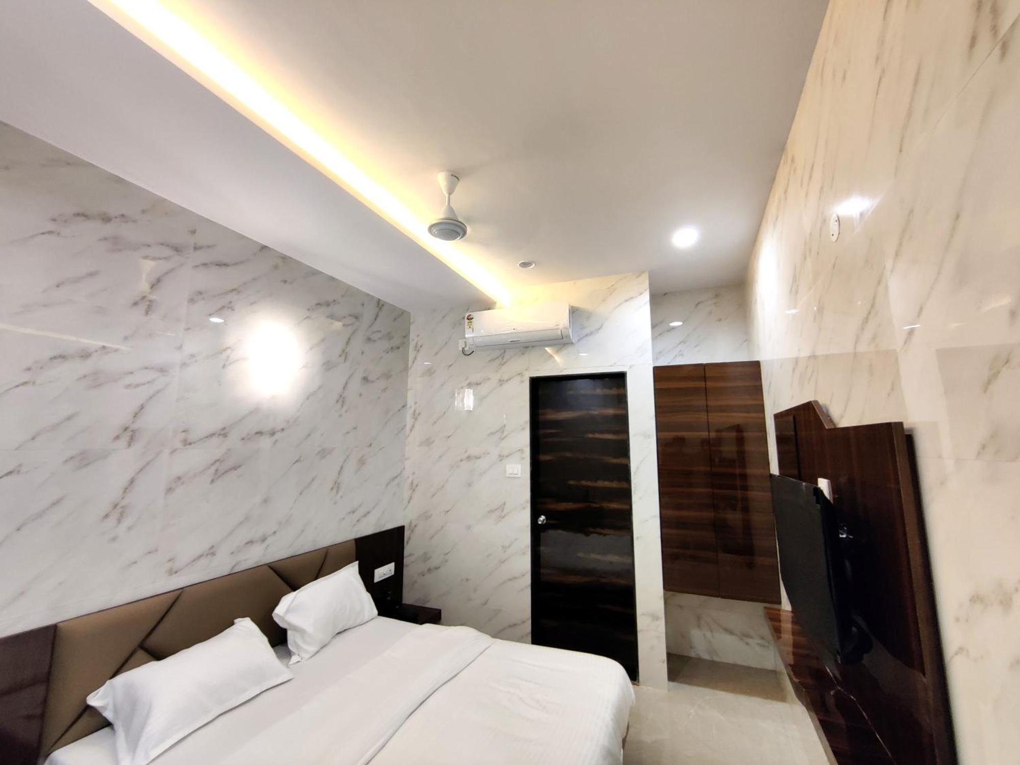 Hotel Comfy Inn Mumbai Ngoại thất bức ảnh