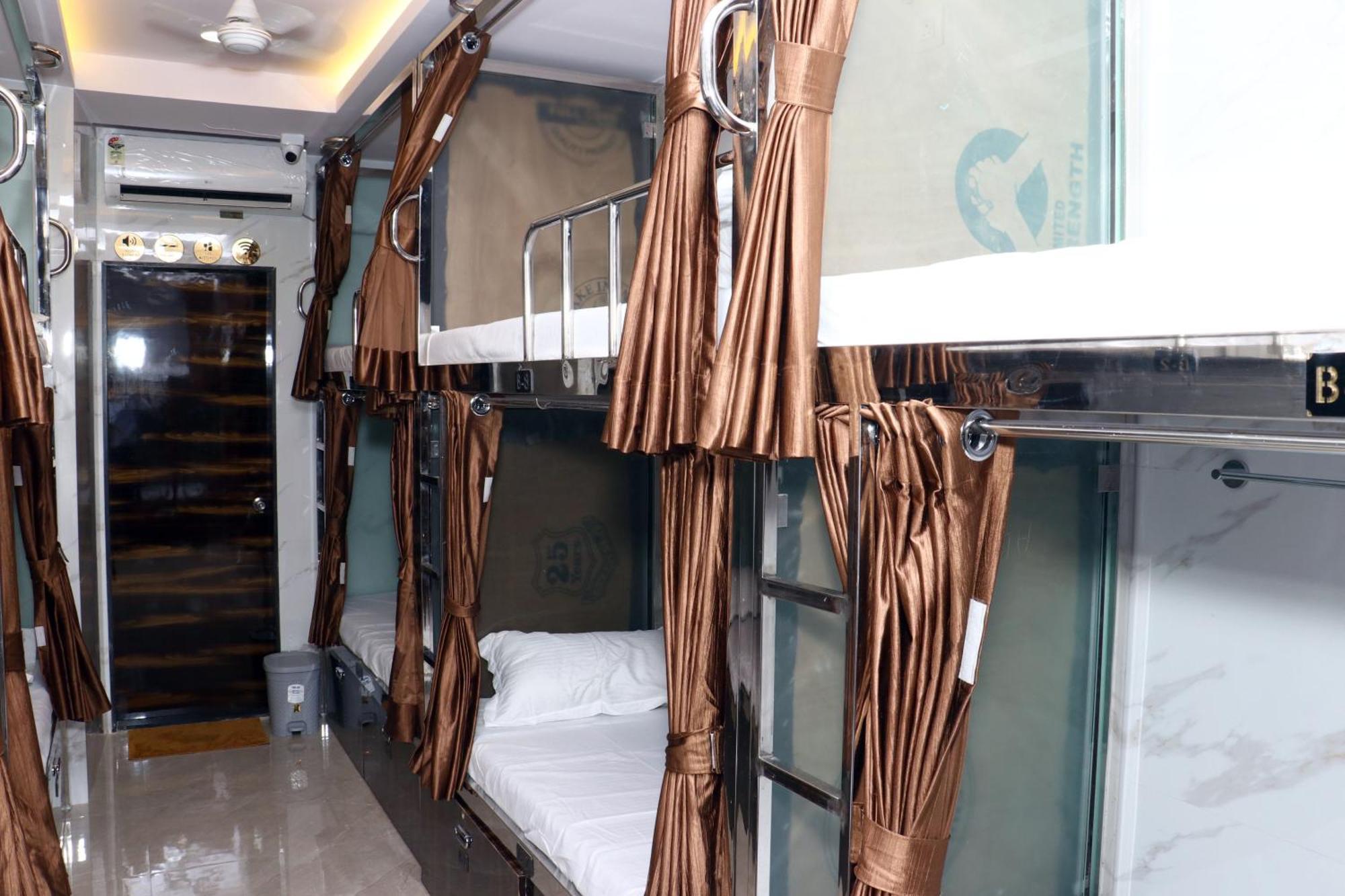 Hotel Comfy Inn Mumbai Ngoại thất bức ảnh