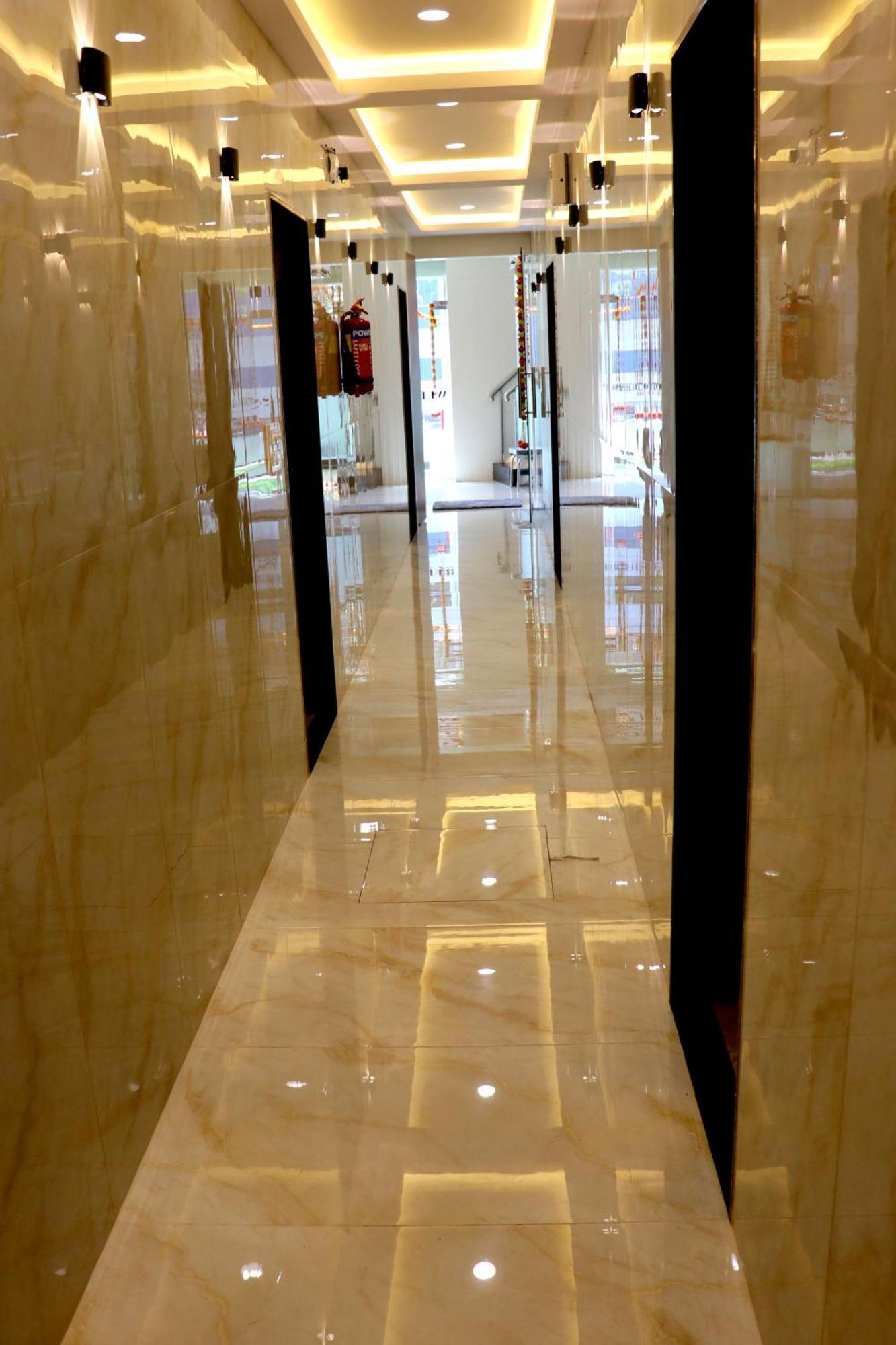 Hotel Comfy Inn Mumbai Ngoại thất bức ảnh